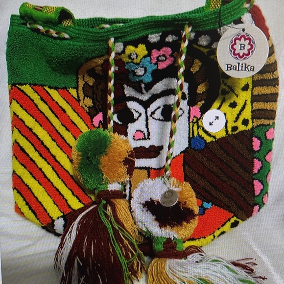 Frida Kahlo - Wayuu Patchwork Shoulder Bag - Picture 2 of 11